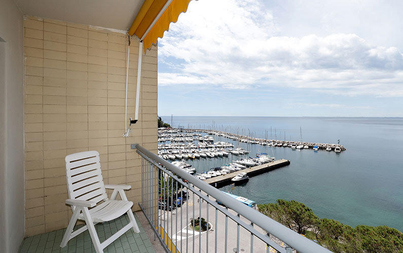 Adriatico Guesthouse Balcony