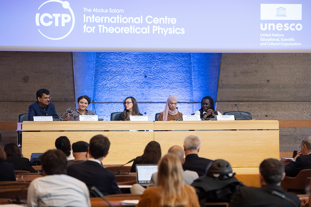ICTP students and alumni give their testimonials