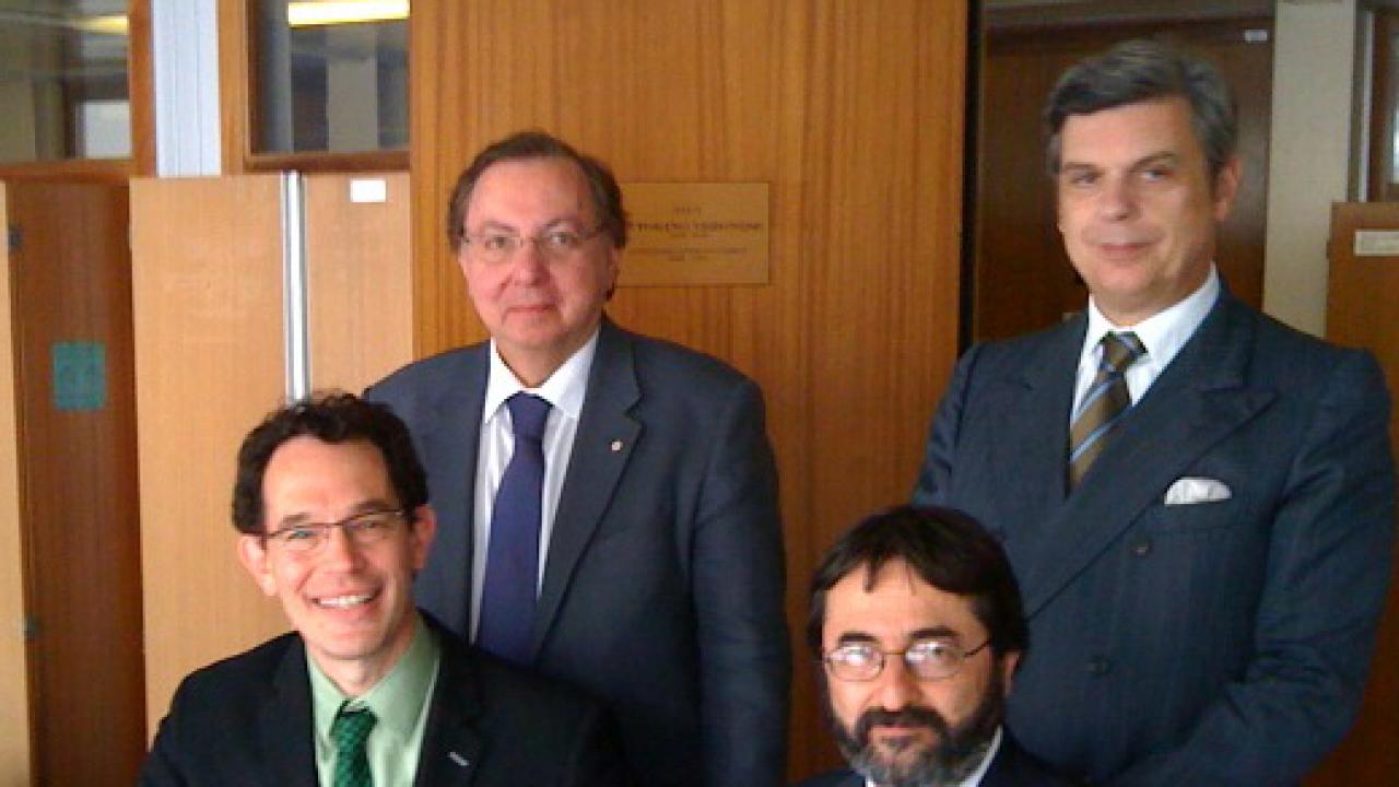 ICTP and Perimeter Institute Strengthen Ties
