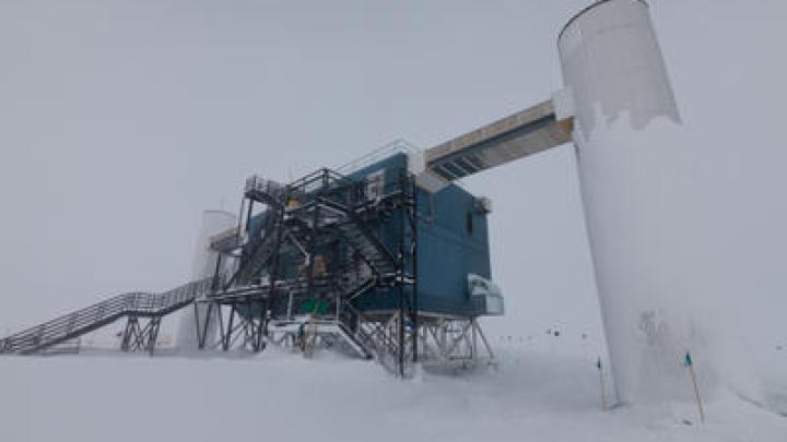 The IceCube detector laboratory in Antarctica