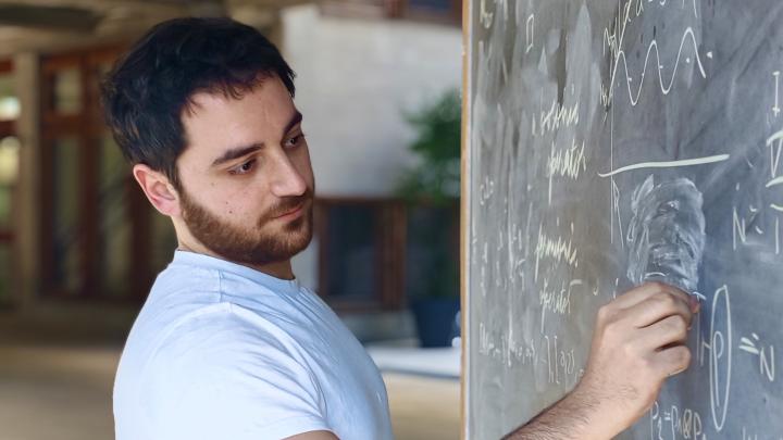 Nicola Aladrah