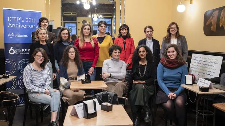 Female scientists at Caffe San Marco