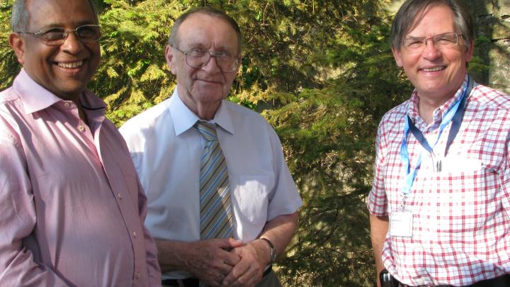 Padma Shukla, Roald Sagdeev and Robert Bingham at the Adriatico Guesthouse terrace